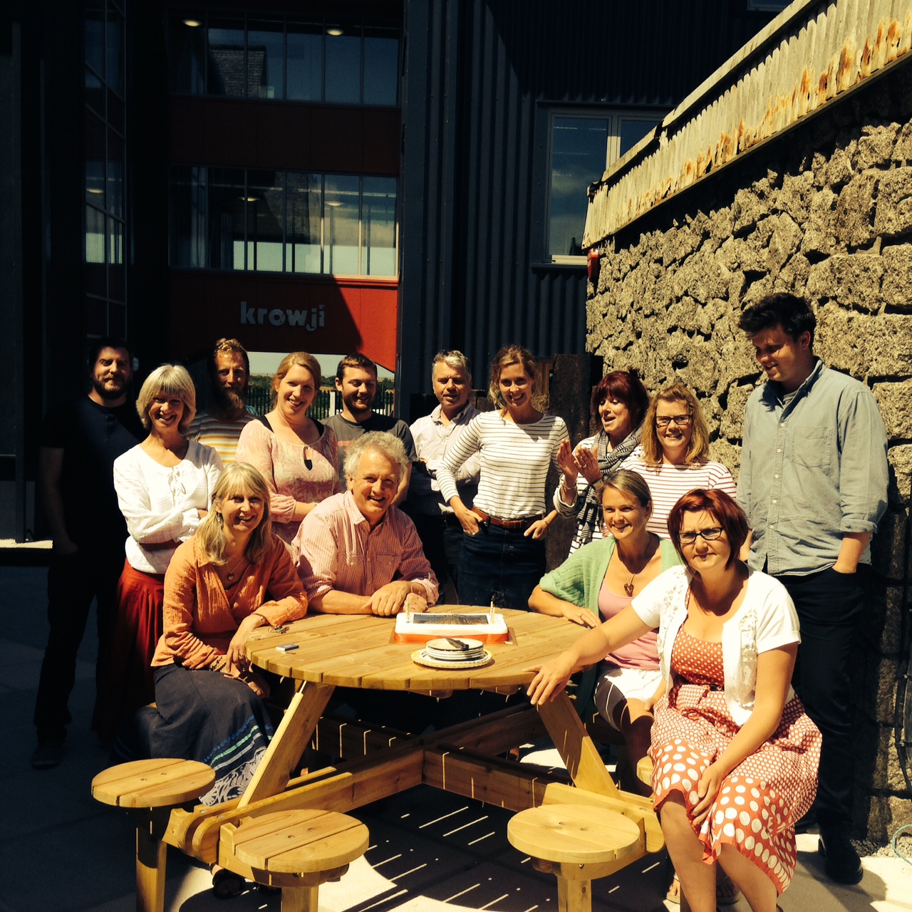 10th Anniversary Cake in Courtyard Krowji (3)